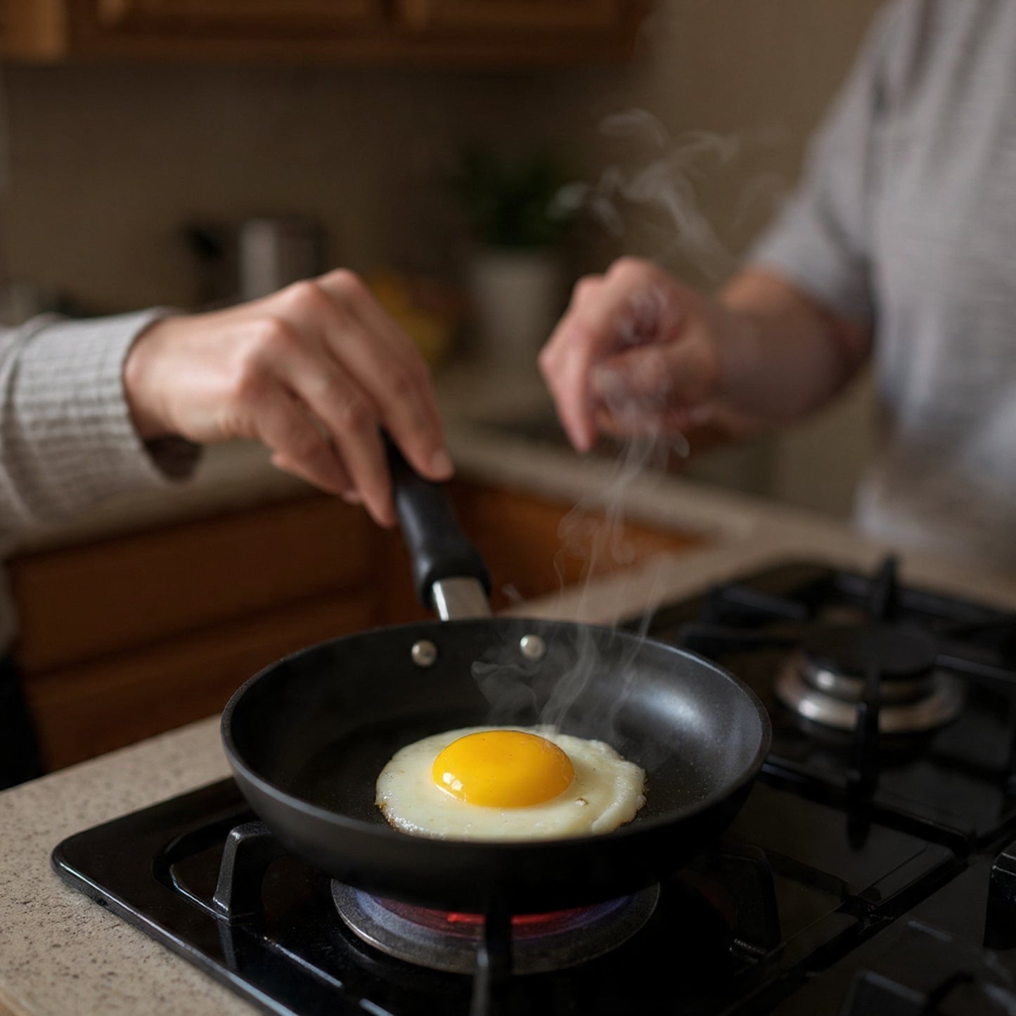 Mini Non-Stick Frying Pan (Small Size) – Egg Pan for Breakfast, Single Meals & Quick Cooking